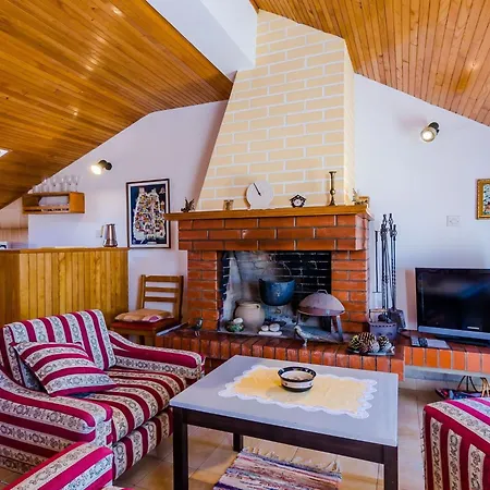 Апартаменты And Cicko - One Bedroom With Terrace And Sea View Attic Дубровник