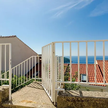 And Cicko - One Bedroom With Terrace And Sea View Attic Dubrovnik