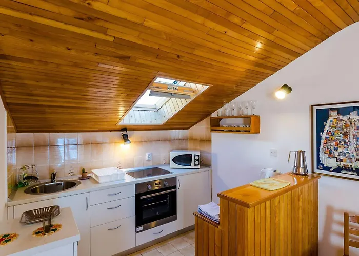 And Cicko - One Bedroom With Terrace And Sea View Attic Daire