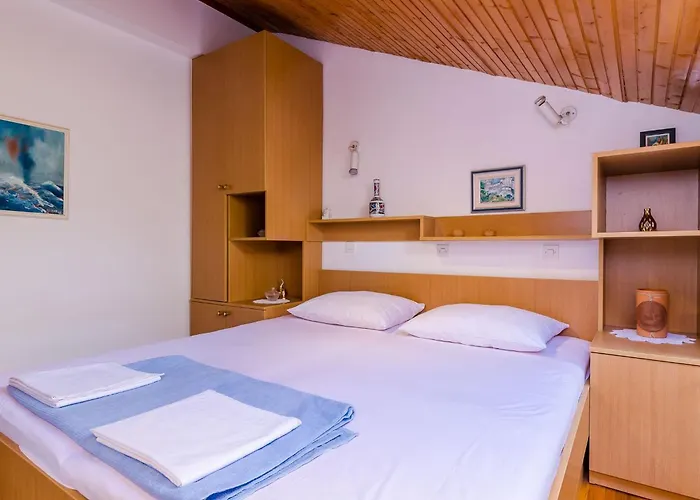 And Cicko - One Bedroom With Terrace And Sea View Attic Daire Dubrovnik